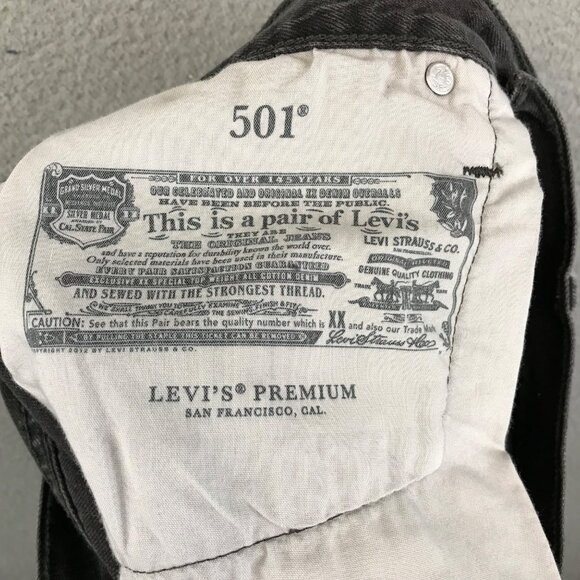 Vintage LEVIS Black Distressed Cutoff Denim Shorts 31 - Picture 12 of 14